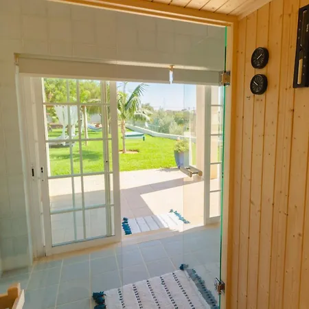 Amazing With Pool Gym And Villa