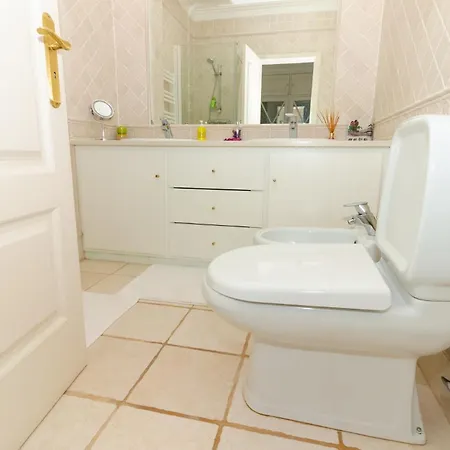 Villa Amazing With Pool Gym And *